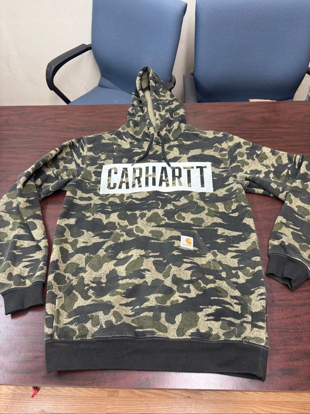 Carhartt Men’s Loose Fit Camouflage Hoodie Size Small